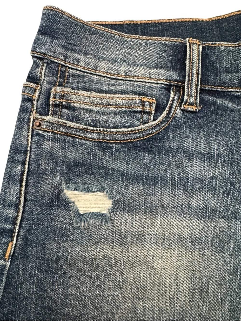 Sneak Peak Cut Off Distressed Mid Rise 9.5